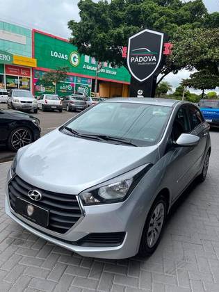 HYUNDAI HB20 1.6 COMFORT PLUS 16V FLEX 4P AUTOMÁTICO HYUNDAI HB20 1.6 COMFORT PLUS 16V FLEX 4P AUTOMÁTICO